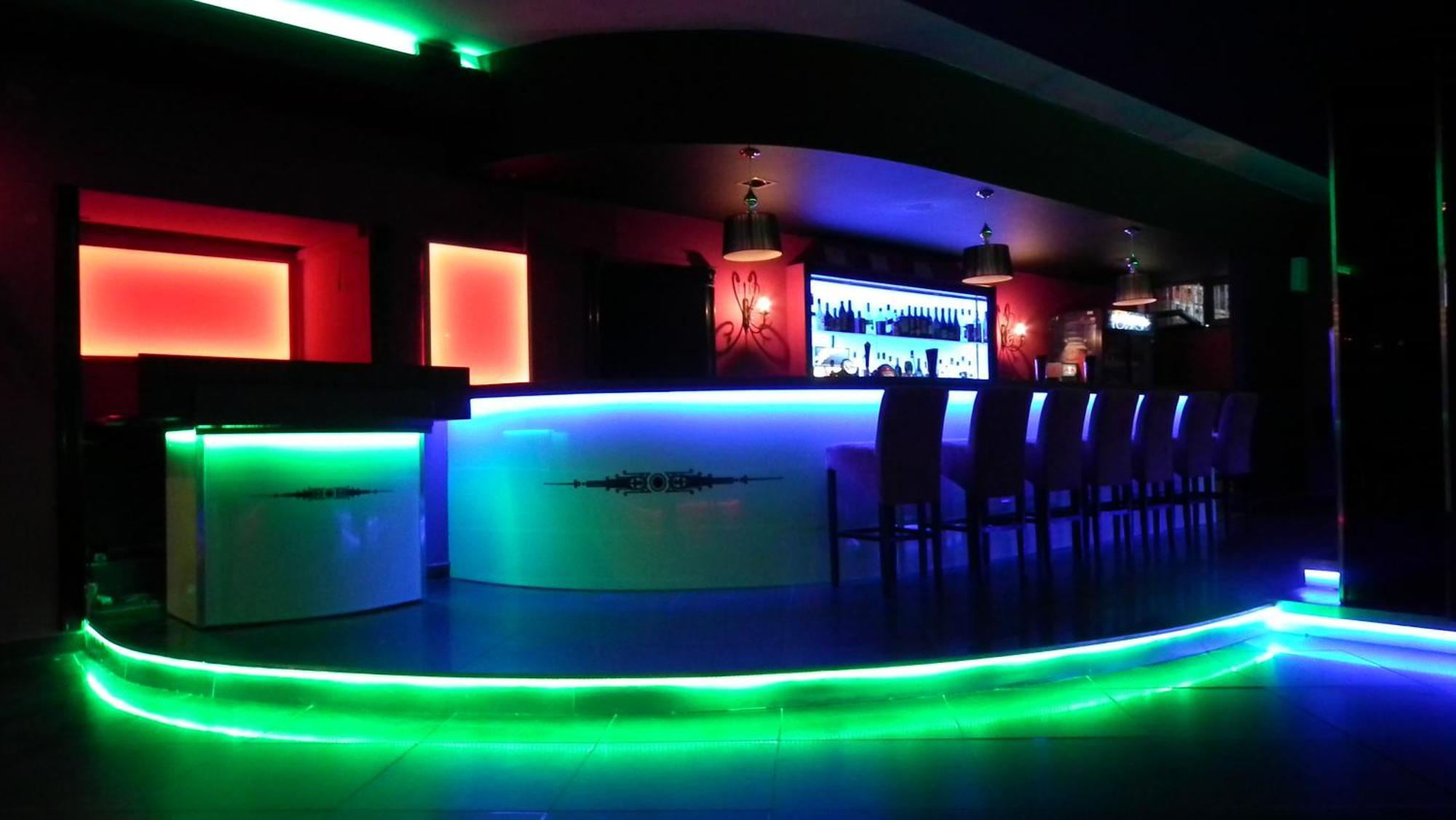 Hotel & Restauracja Glass Radom Kültér fotó